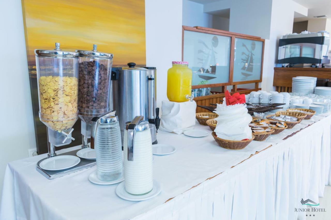 Junior Hotel Íria Eksteriør bilde